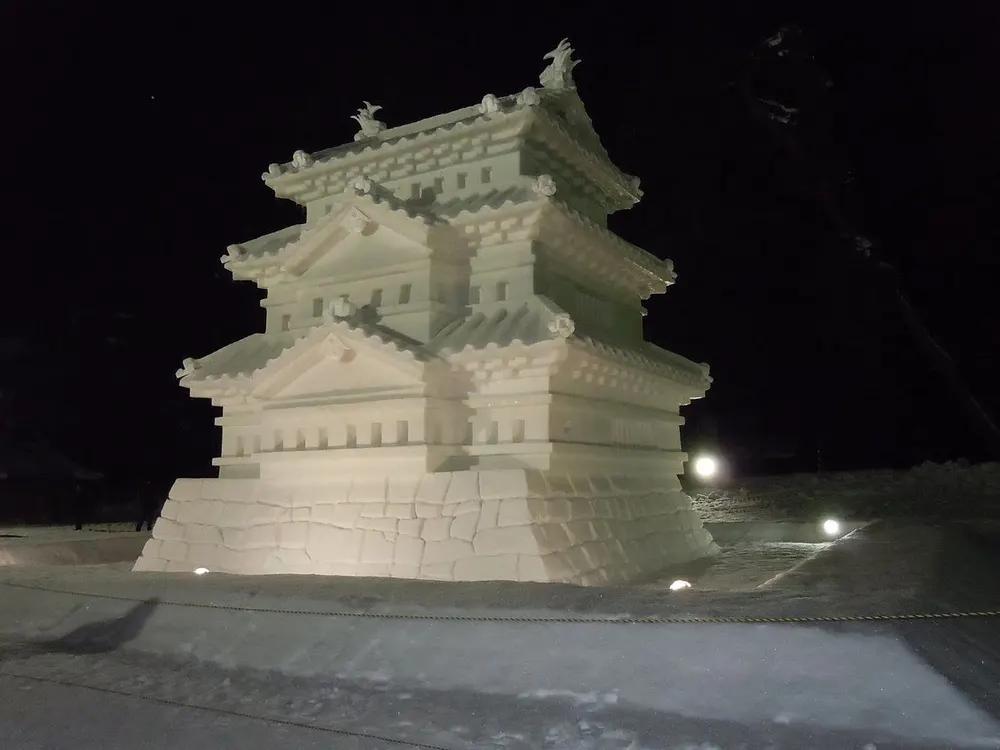 弘前城雪燈籠まつり(会場のイメージ)