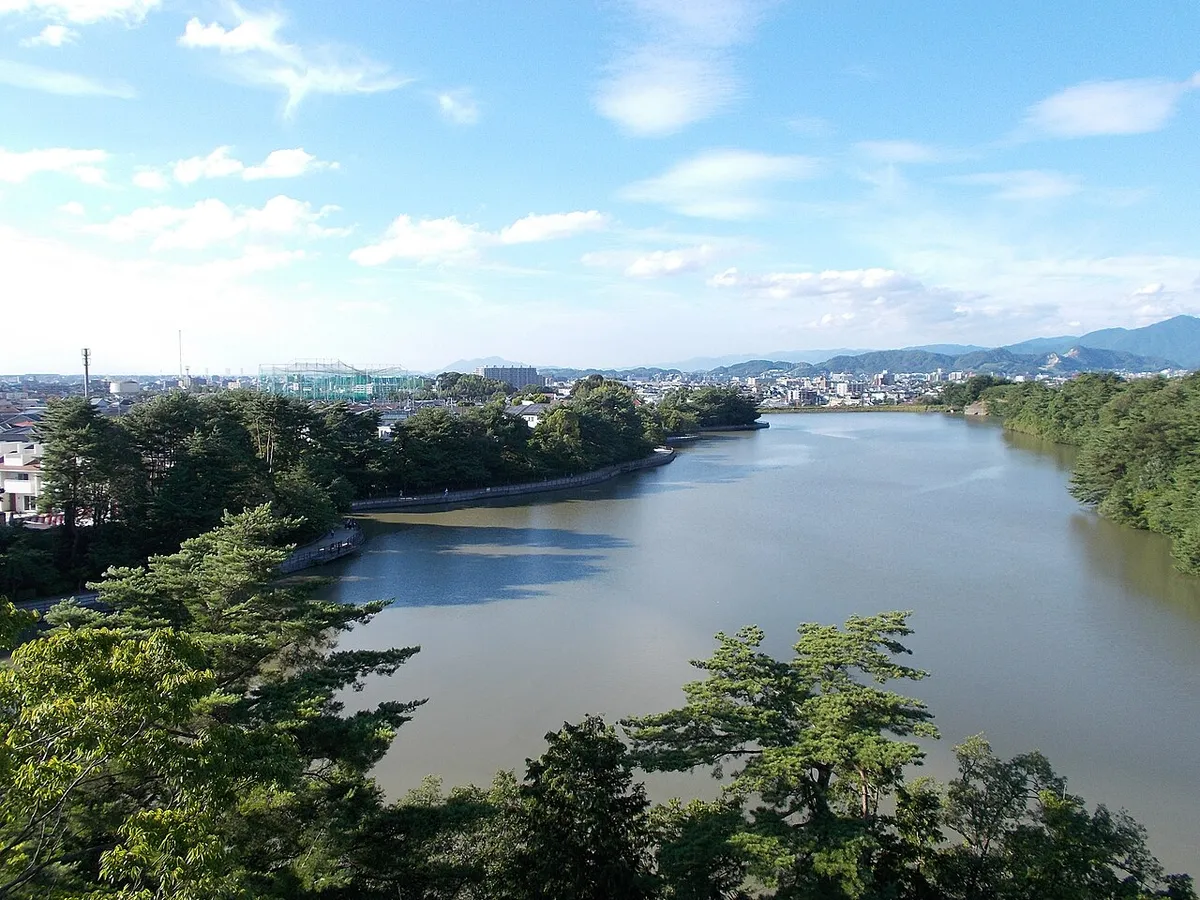 白水大池公園(星の館・ちびっこ広場)