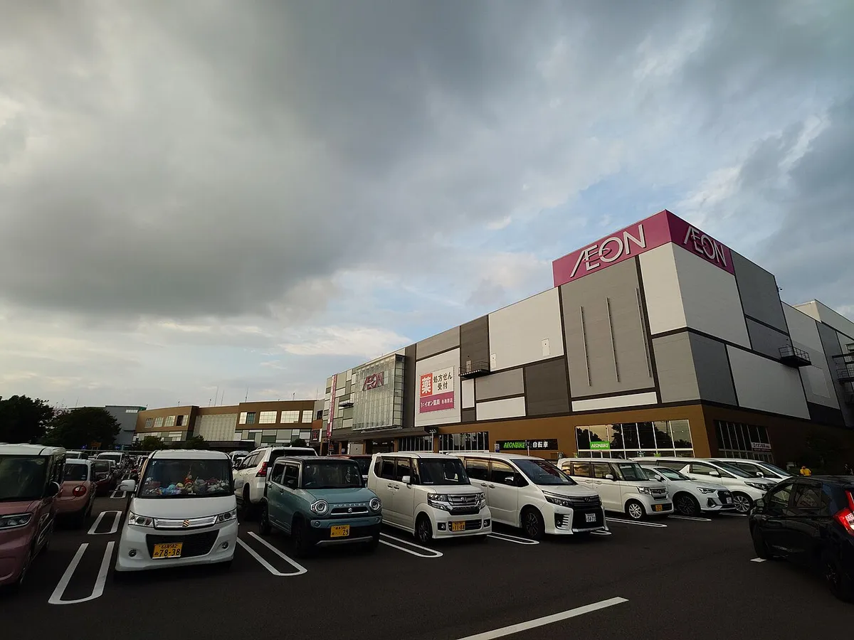 イオンモール各務原インター